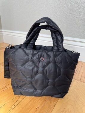 Lululemon Quilty Pleasures Tote Bag
*Mini 5L
